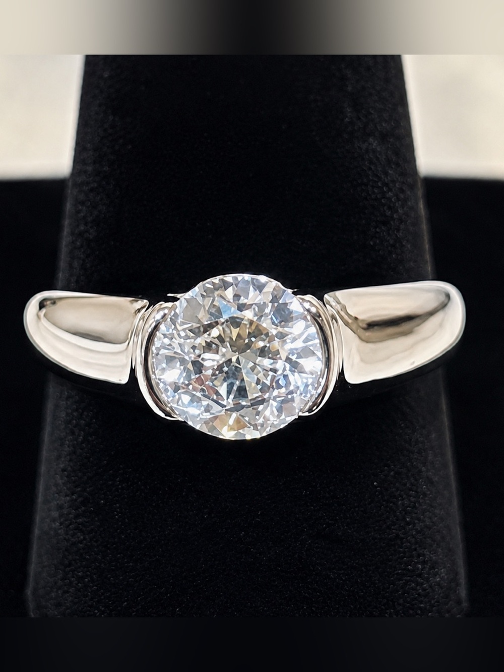 NEW! 2 ct Round Cubic Zirconia Solitaire Promise Ring in Wide Silver Tone Band